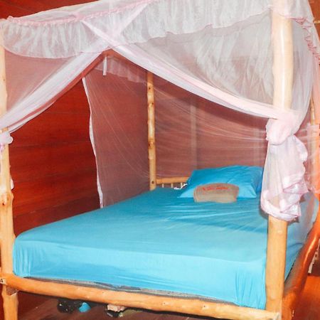 Вілла Mentawai Ebay Playground Surfcamp Masokut Екстер'єр фото